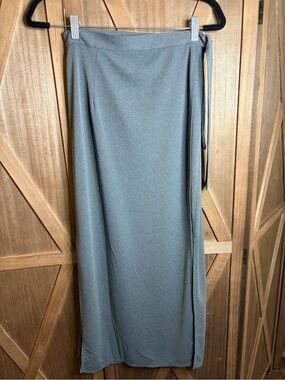 ACCOMPLICE Classic Gray Wrap Maxi Skirt SIZE LARGE